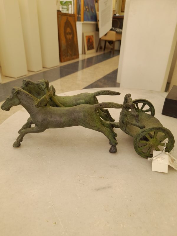 Bronze Chariot and two horses