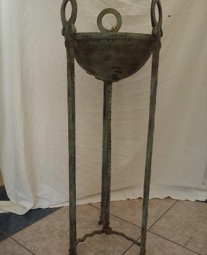 Bronze tripod